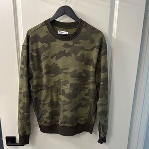 Champion Camo Sweatshirt with Pockets